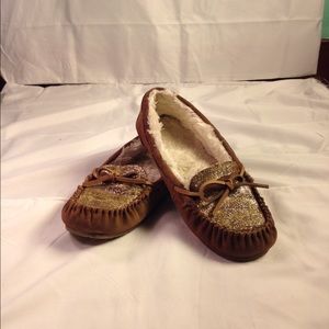 Chestnut moccasins