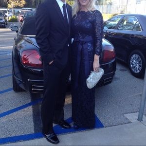 Sale today Gorgeous Tadashi Shoji evening gown