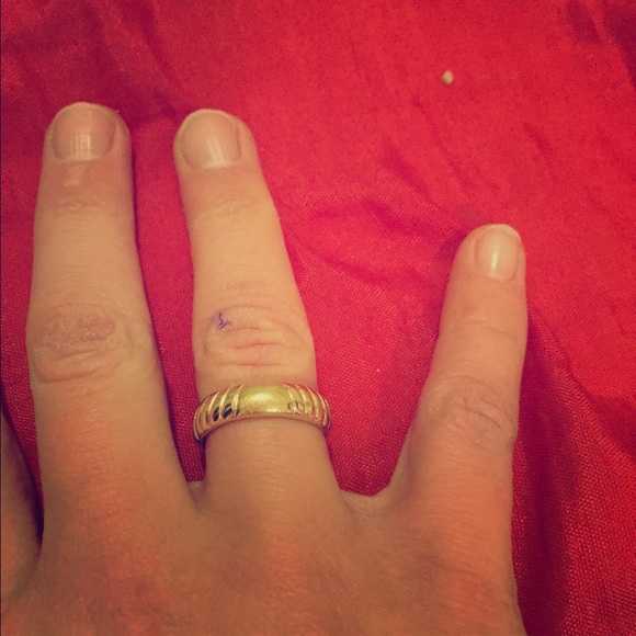 Gold ring