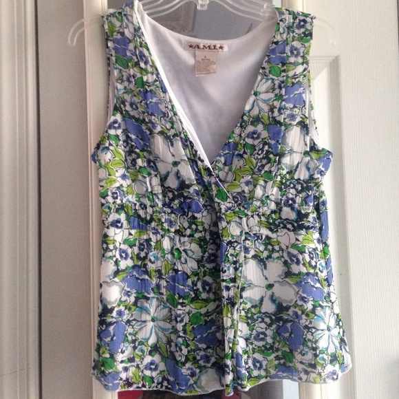 Floral sleeveless top - Picture 1 of 2