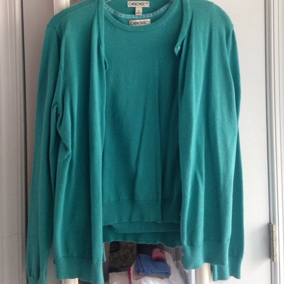 Teal Cherokee sweater and sleeveless shirt combo