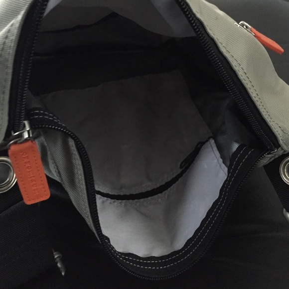 SOLD Best travel bag ever! - Picture 3 of 4