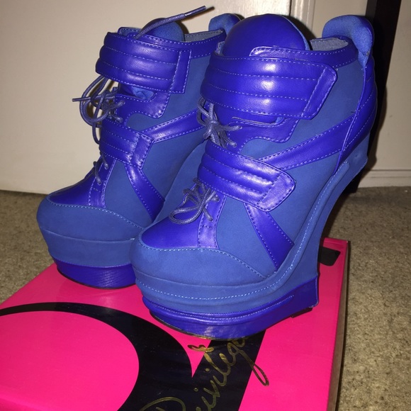 Privileged Wedgeless sneaker.