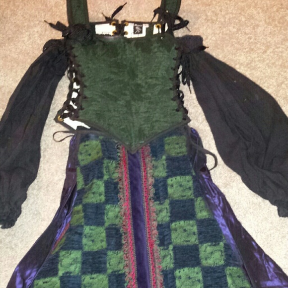Moresca Renaissance costume dress