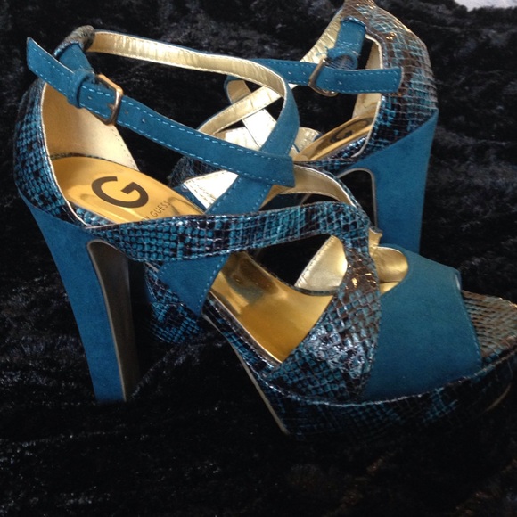 Guess Peep toe☀️