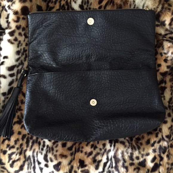 BUNDLED. Oversized Topshop Clutch. - Picture 2 of 4