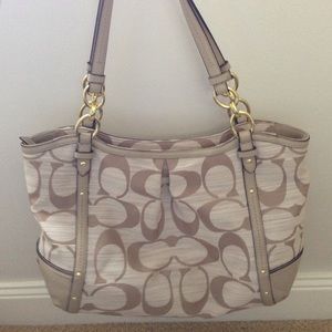 coach purse (on hold)