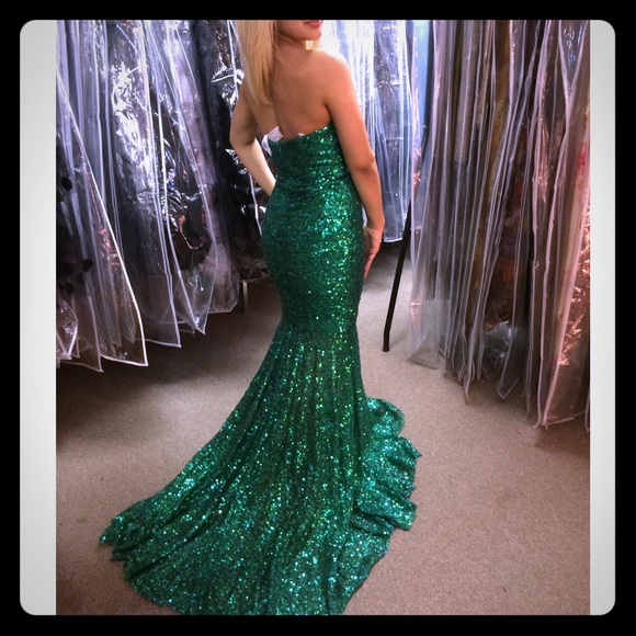Prom dress