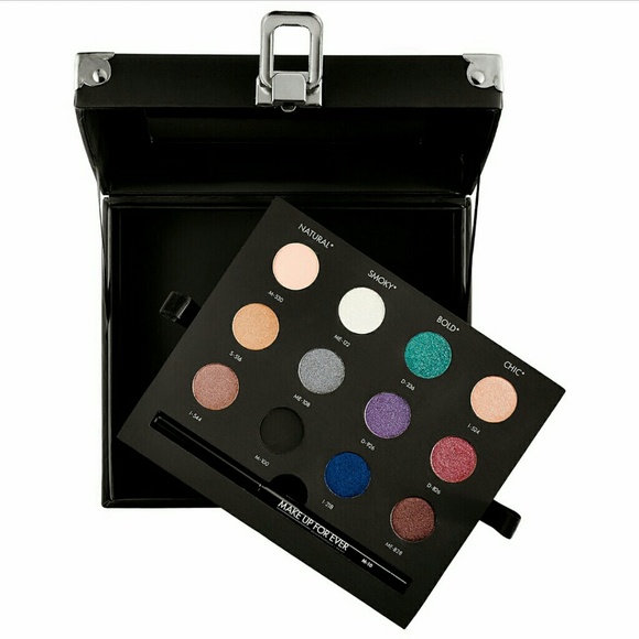 HOLD FOR KAREN Make Up For Ever Studio Case