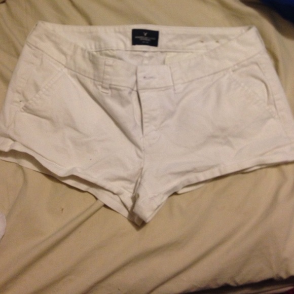Junior White shorts