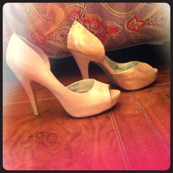 Jessica Simpson Salmon Pink Shoes