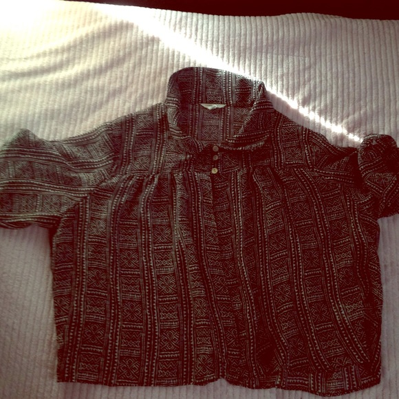 Aztec print crop top