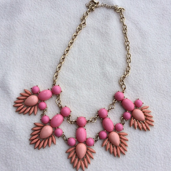 BUNDLED-Peach & Pink Statement Necklace - Picture 2 of 3