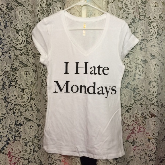 Tops - Graphics tee