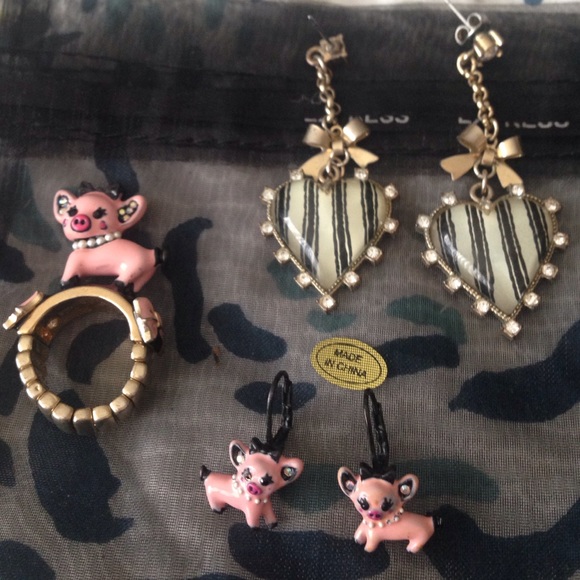 Betsey Johnson earrings and matching ring.