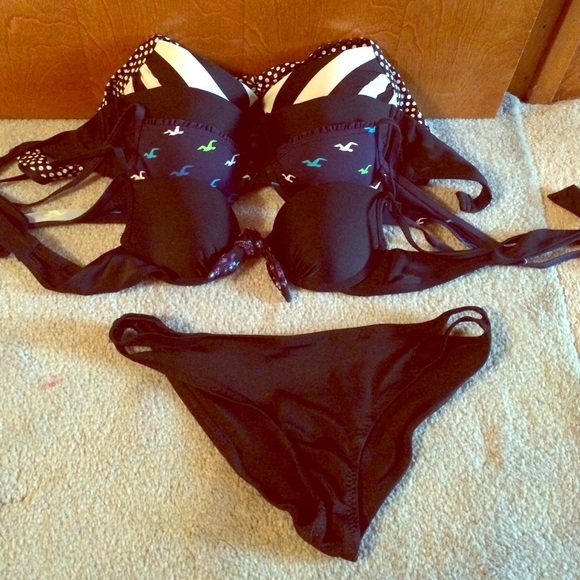 Baithing suit tops and one bottom