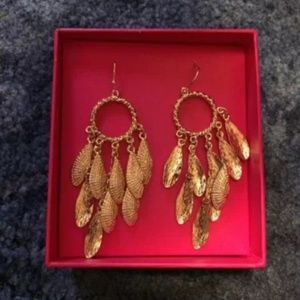 Lilly Pulitzer Earrings in "She Shell"