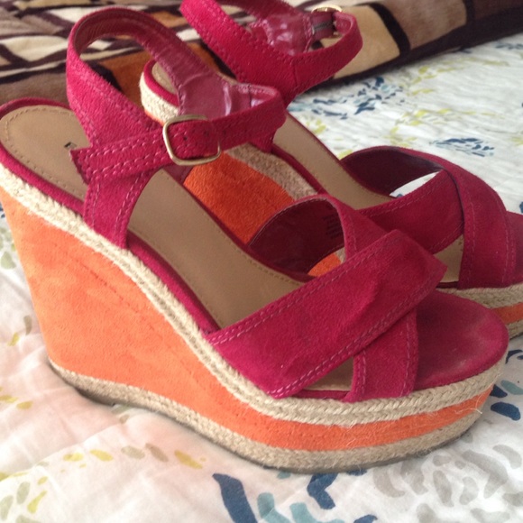 2 Express espadrilles size 6 with Lancome makeup