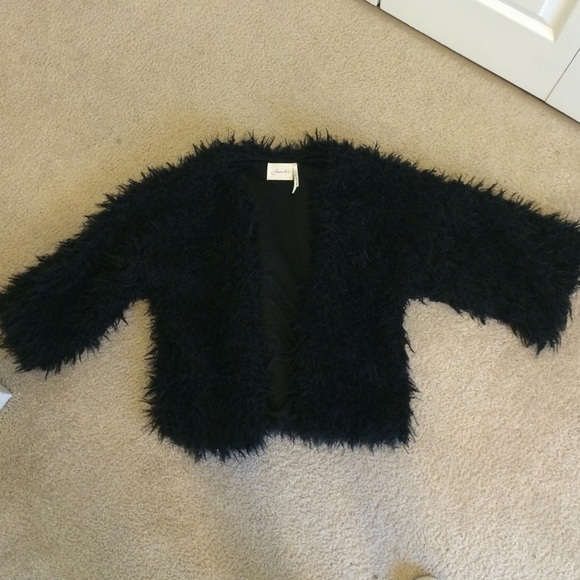 Faux fur coat - Picture 2 of 3