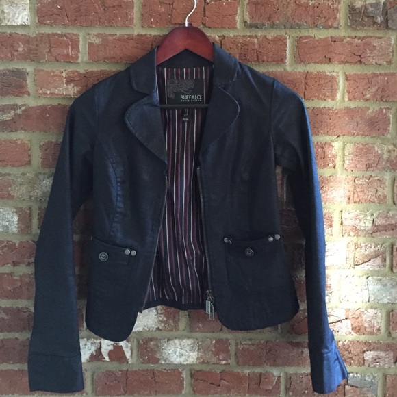 Fitted black jacket - Picture 1 of 4