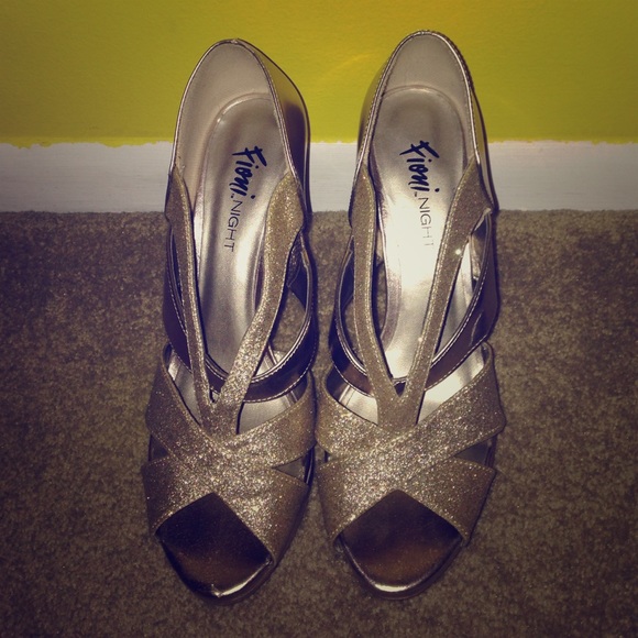 Gold "Fioni Night" Heels