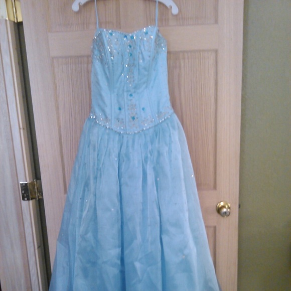Prom dress
