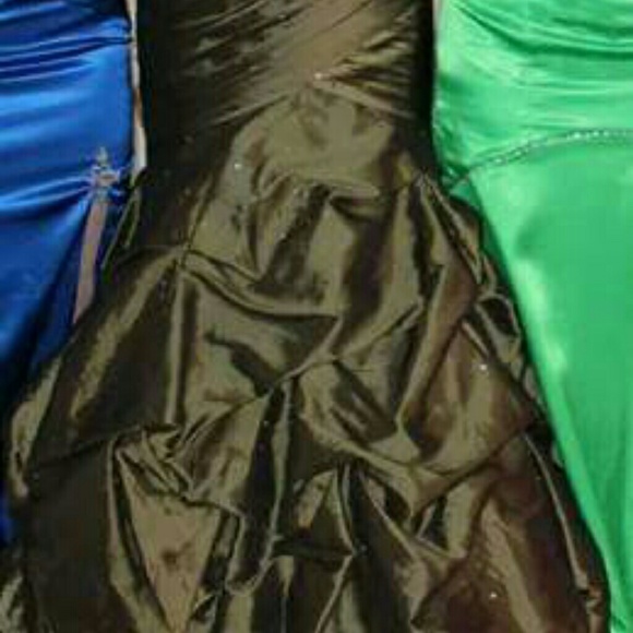 Prom Dress - Picture 2 of 3