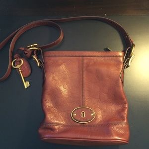 Fossil cross body purse.