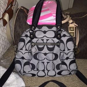 ON HOLD‼️‼️Coach grey/black satchel