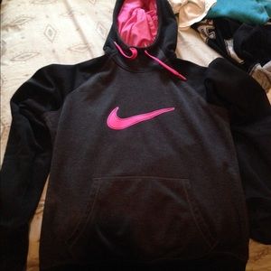Nike sweater 25 today only!