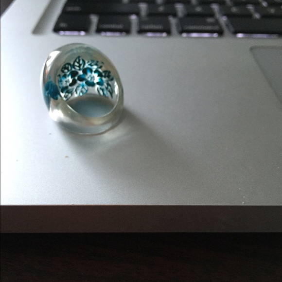 Fun ring! - Picture 3 of 3