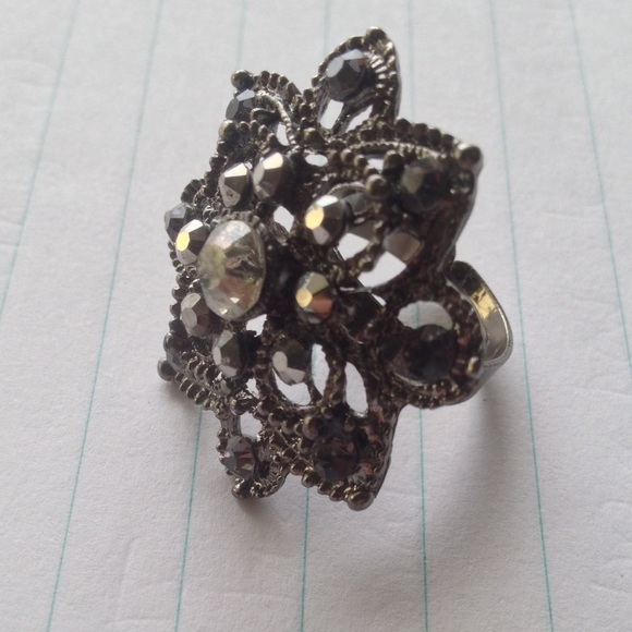 Rhinestone and silver Adjustable Flower Ring