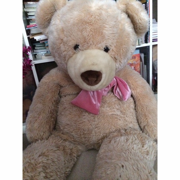 VALENTINES GIANT TEDDY BEAR! OVERNIGHT SHIPPING