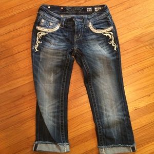 Never been worn Miss Me Cuffed Capri pants