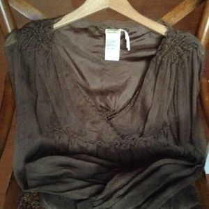 Max studio soft feminine top, 100% silk