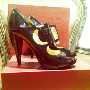 SOLD! Jonathan Kelsey black patent open toe heels.