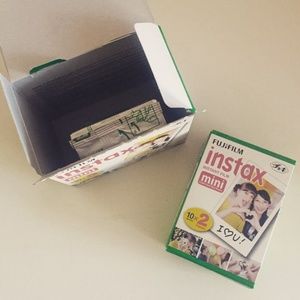 Instax film (30 snaps)