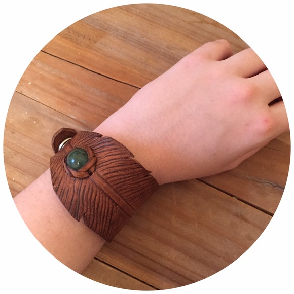 Vintage Jewelry - Handmade Leather Feather Cuff with Adventurine