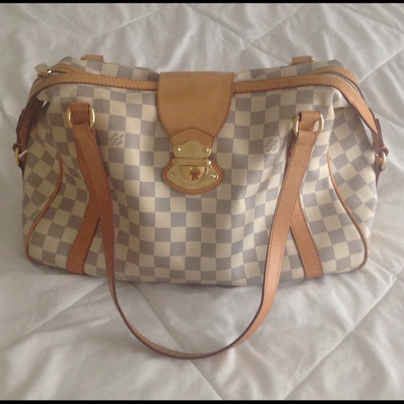 SOLD Auth. Louis Vuitton Azur Stresa PM