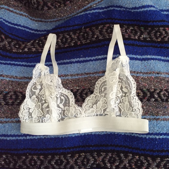White lace bralette