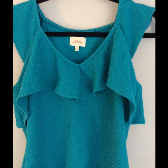 Anthropologie Ruffle Top in turquoise- Size M.