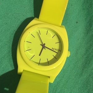 Lime Green Nixon watch-men or woman's NEW BATTERY!