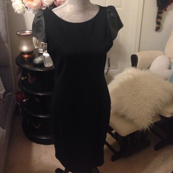 Alice+Olivia  💯leather black dress spandex dress
