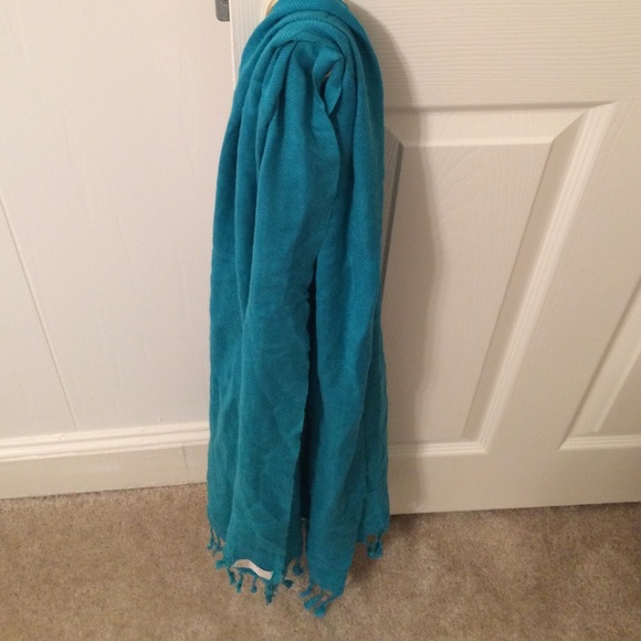 Teal scarf