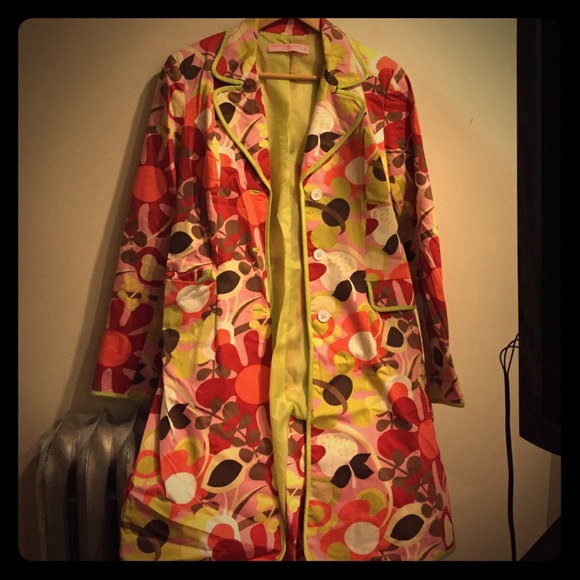 Patterned trench coat
