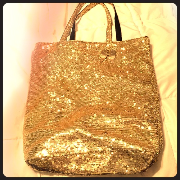 Sequence Victoria's Secret tote bag