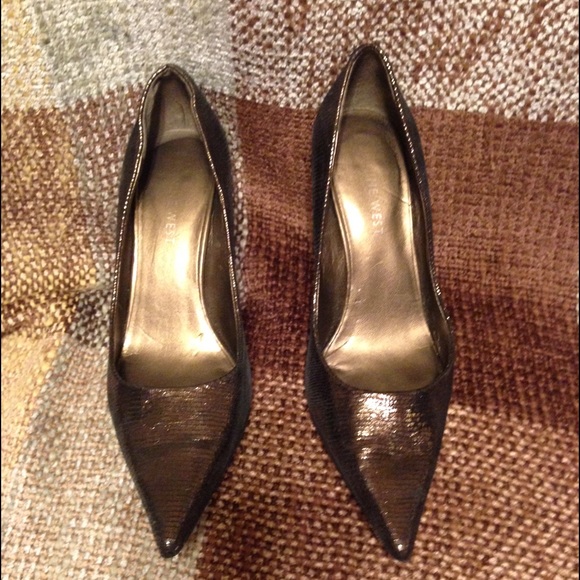 Nine West Bronze Pumps