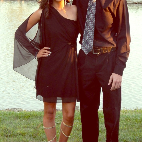 One shoulder Black homecoming/cocktail dress-Small - Picture 1 of 4