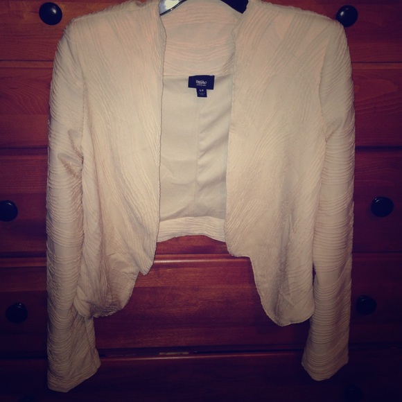 Tan Crop Blazer - Picture 3 of 4