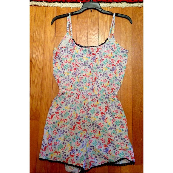 🚫SOLD🚫 Floral Romper